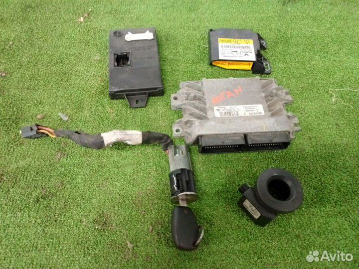 Комплект эбу Renault Logan 1 K7M 2009