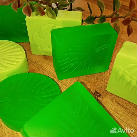 Натуральное мыло ручной работы с ароматом Канабис