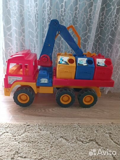 Большой грузовик игрушка