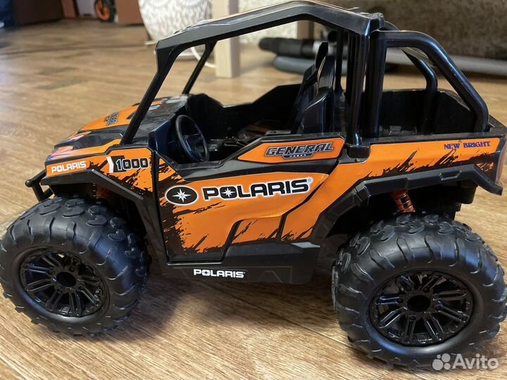 Машинка игрушечная