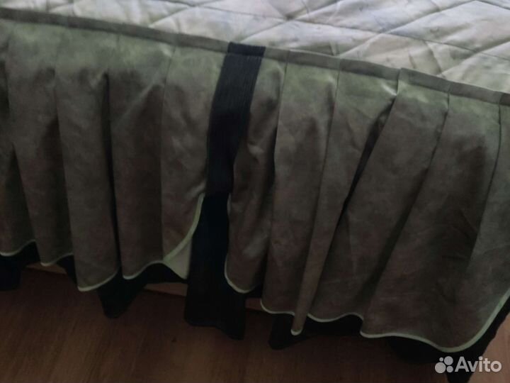 Покрывало на кровать и шторы с ламбрекеном