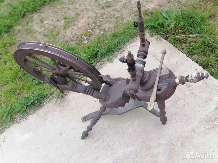 Прялка деревянная старинная