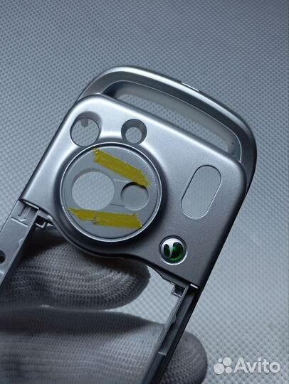 Sony Ericsson W600i. Задняя часть корпуса. Новая