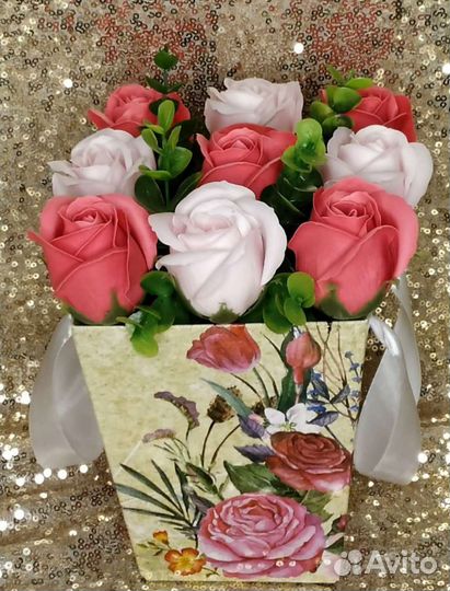 Мыльные розы в коробке