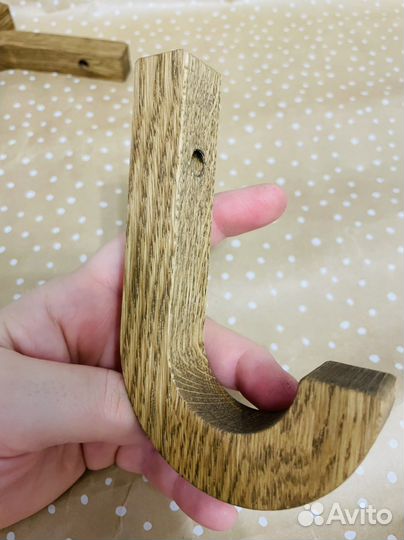 Крючки для одежды