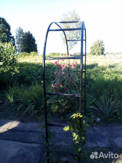 Арка садовая