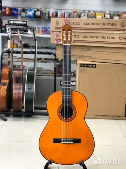 Yamaha C70 классическая гитара