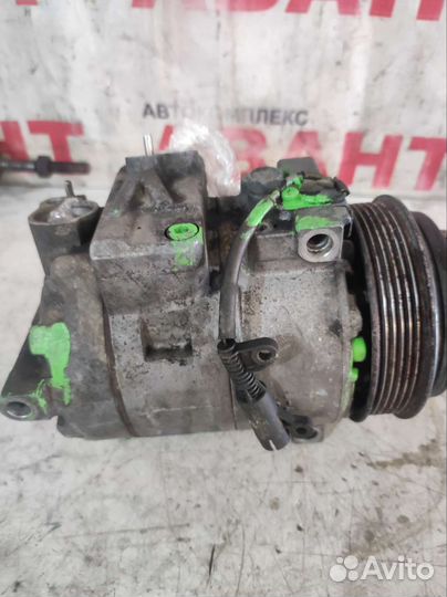 Компрессор кондиционера на Мерседес 210