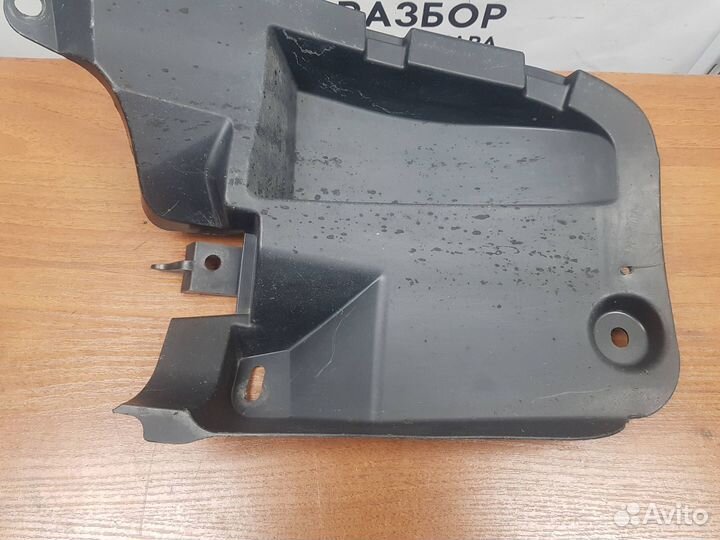 Локер задний левый toyota