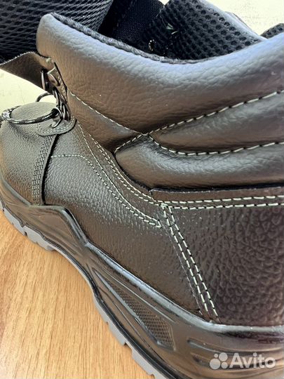 Ботинки мужские новые