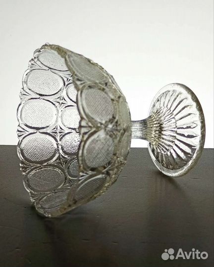 Антикварное стекло