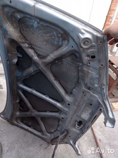 Продам капот