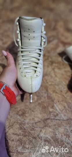 Фигурные коньки edea overture 205