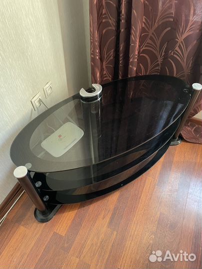 Стеклянная тумба под тв,размер 90/50