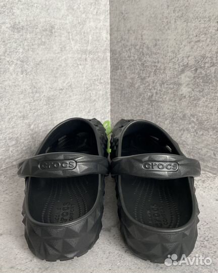 Сабо Crocs Classic Geometric