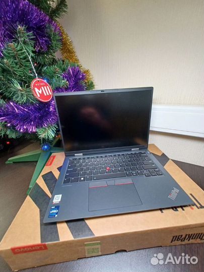 Ноутбук Lenovo ThinkPad T14p Gen1 i5