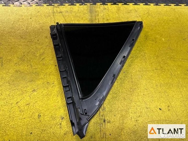 Стекло двери задний правый toyota crown