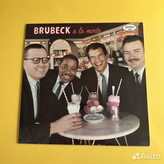 Dave Brubeck - brubeck a la mode featuring Bill Sm