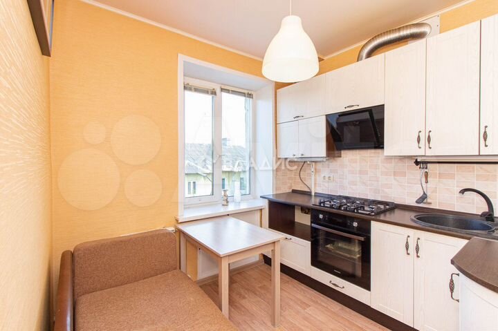 2-к. квартира, 35,4 м², 3/3 эт.