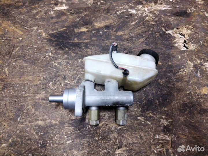 Главный тормозной цилиндр Chevrolet Aveo T200