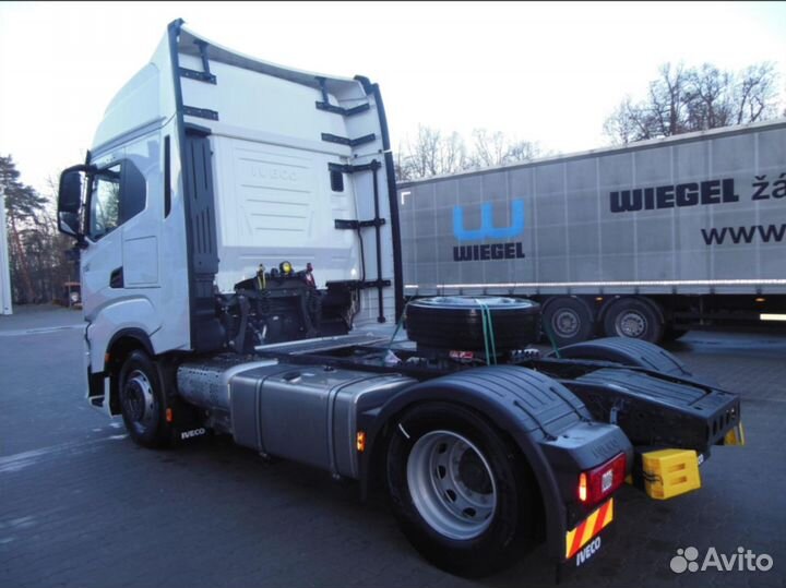 IVECO S-Way 490, 2023