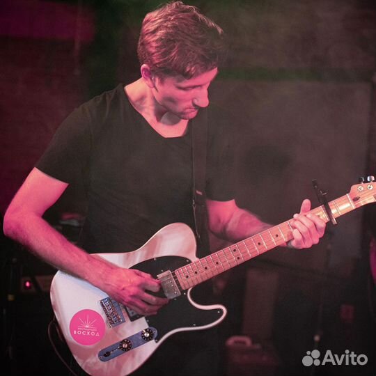 Уроки игры на гитаре Школа музыки Music Club