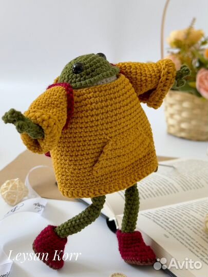 Лягушка вязаная