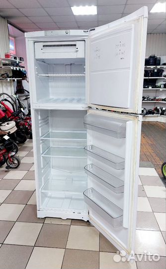 Холодильник Hotpoint Ariston RMT1185NF.019