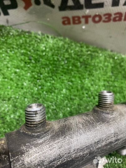 Топливная рейка Ford Ranger пикап 2 2007