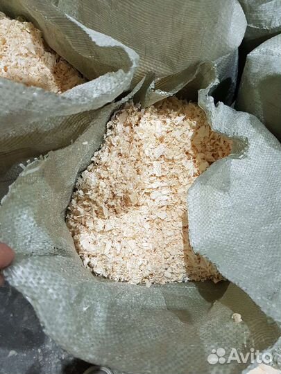 Опилки в мешках