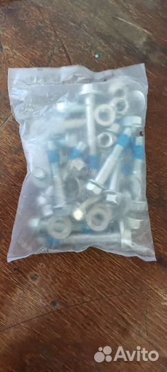 Болты задней подвески ford focus 2