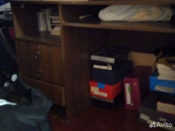 Письменный стол