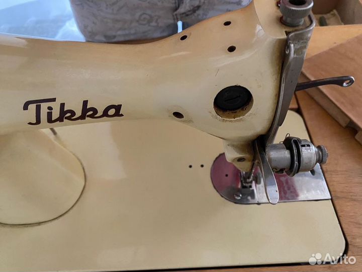 Швейная машинка механическая Tikka