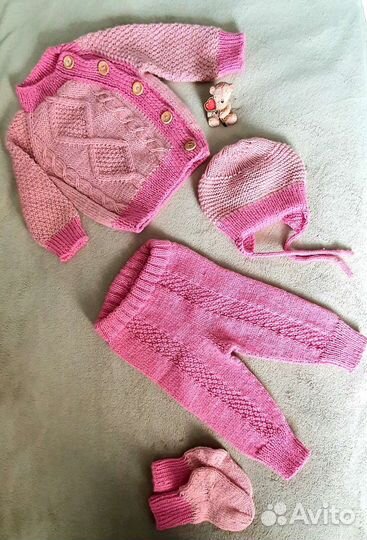 Вязаный костюм детский новый 6-9 месяцев