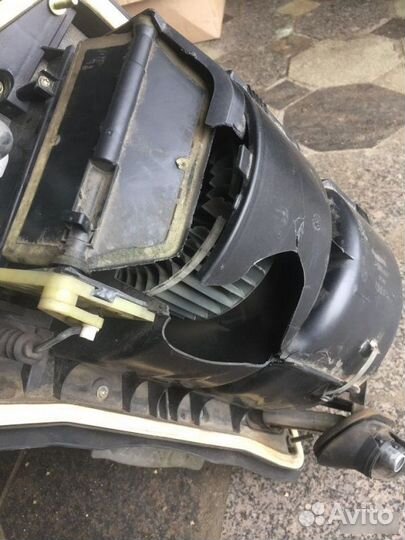 Корпус отопителя Bmw X3 E83