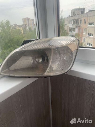 Фары на kia rio 2010 г