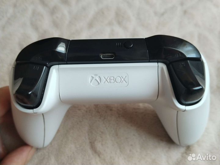 Геймпад xbox One