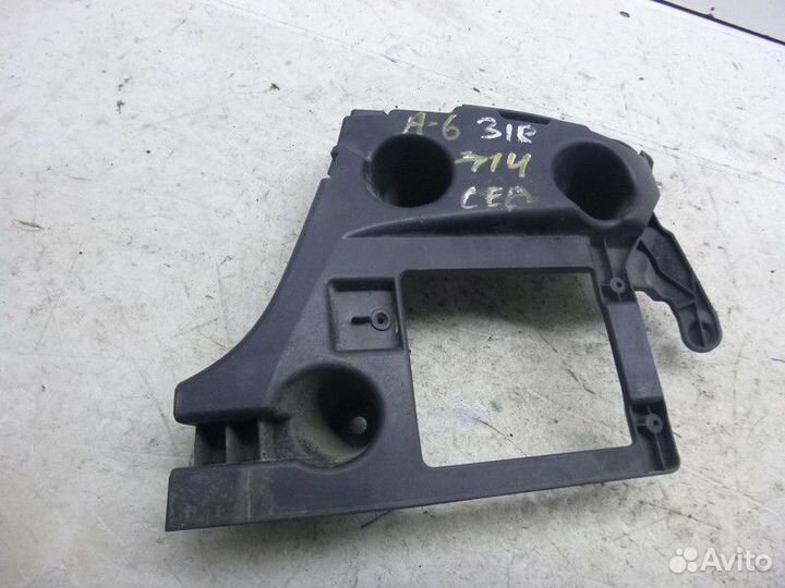 Направляющая заднего бампера правая audi A6 C7,4G