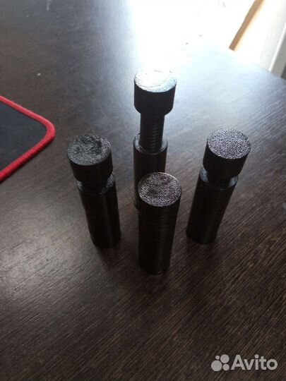 Магнитные стойки для поддержки видеокарты