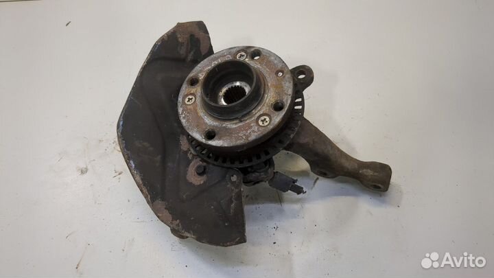 Ступица (кулак, цапфа) Volkswagen Golf 3, 1997