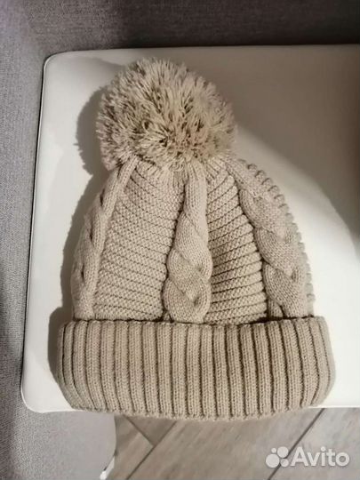 Шапки зимние женские