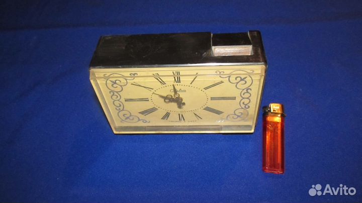 Раритет из СССР - часы/будильник 