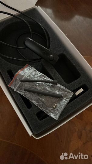 Микронаушники почти новые