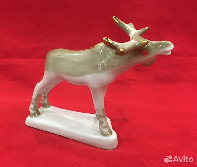 Статуэтка фарфоровая. Лось. СССР