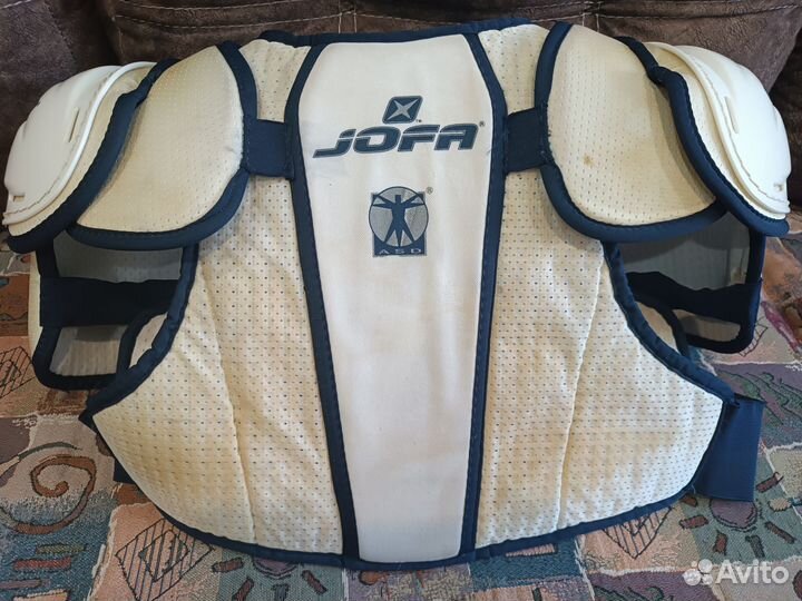 Нагрудник хоккейный взрослый