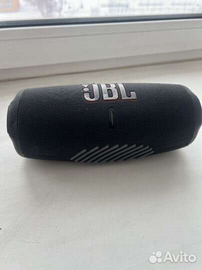Акустическиа колонка jbl