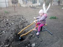 Детский экскаватор для песочницы