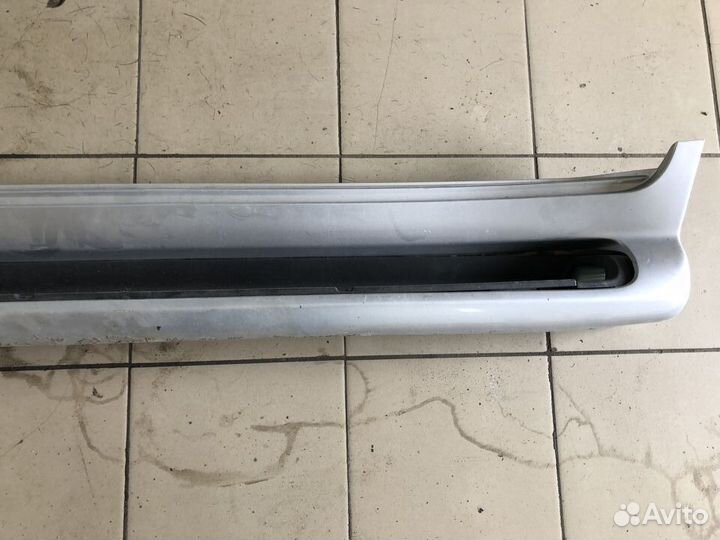 Подножка порог левый Lexus LX 570