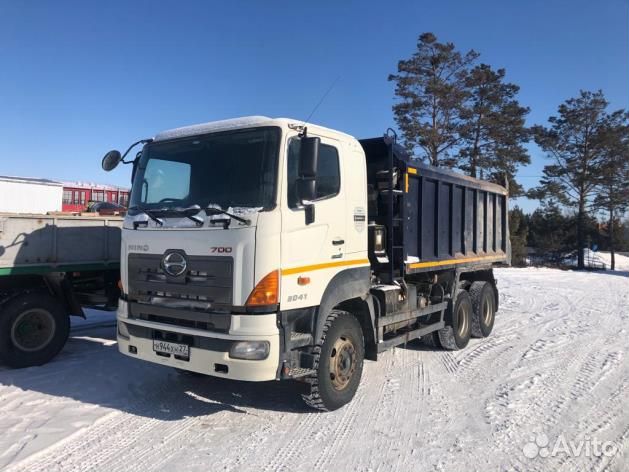 Hino 700 (Profia), 2017