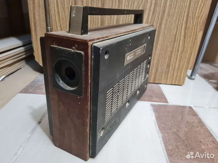 Радиоприемник СССР Океан 214